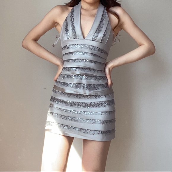 BCBG VIVICA SILVER COMBO TIERED SEQUIN TULLE DRESS - Picture 4 of 7